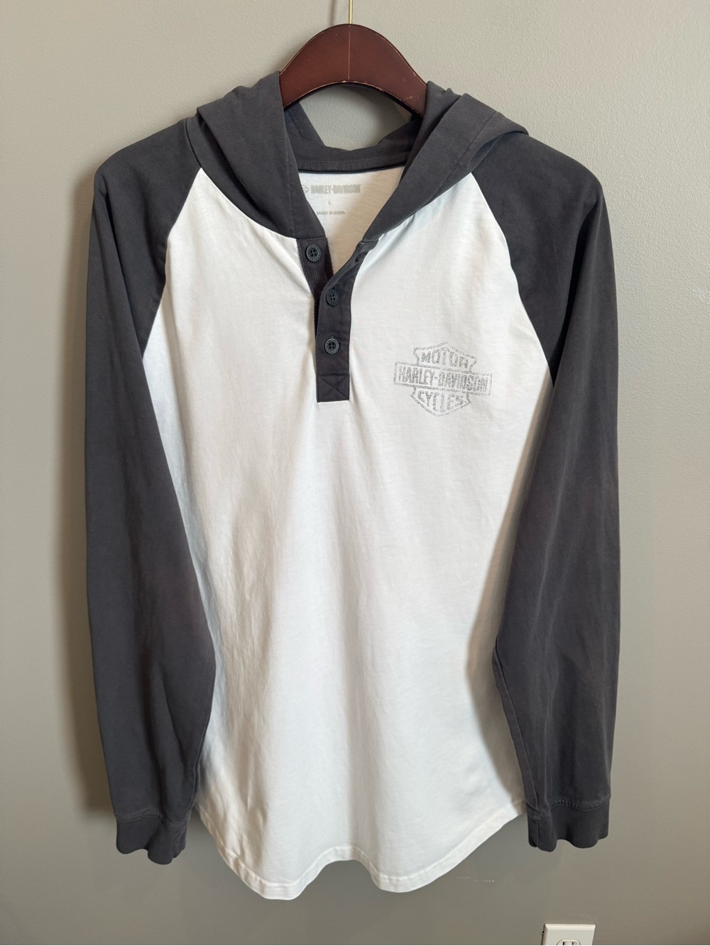 Harley Davidson Raglan Henley with Hood Large